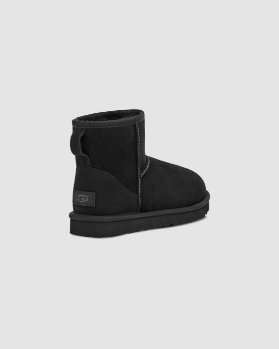  어그 클래식 미니 2 부츠 1016222 BLK DOM - UGG