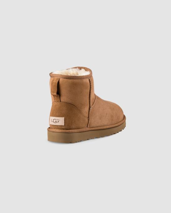  어그 클래식 미니 2 부츠 1016222 CHE DOM - UGG
