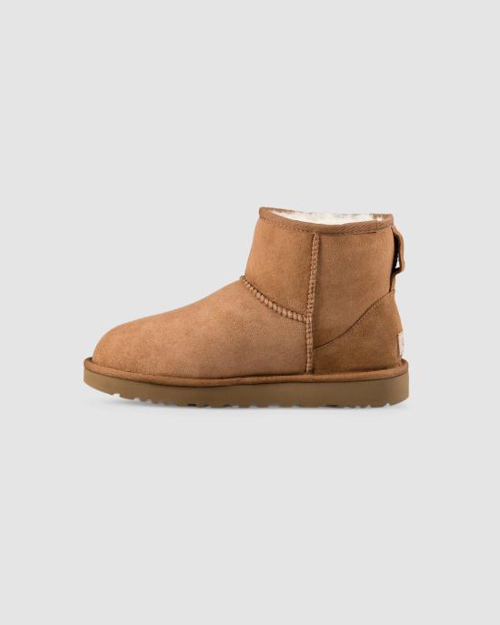  어그 클래식 미니 2 부츠 1016222 CHE DOM - UGG