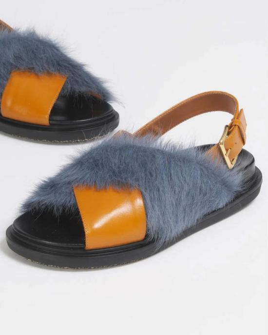  마르니 샌들 롱 헤어 앤 레더 퍼스벳  탄/블루 - MARNI