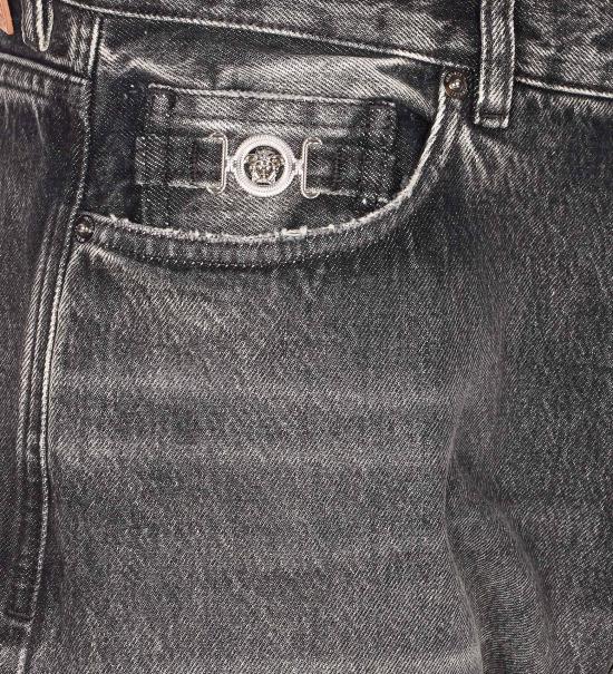 26SS 베르사체 데님 팬츠 1017775 1A160531D980 Grey - VERSACE