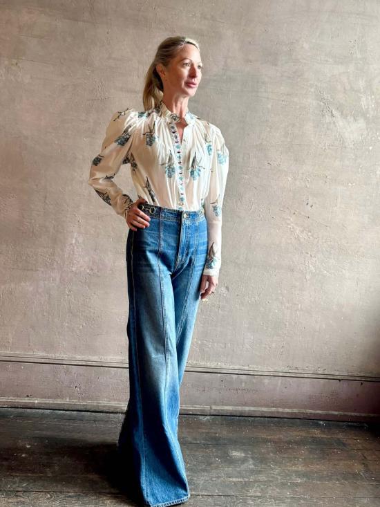  알릭스 오브 보헤미아 블라우스 아르테미스 스카이 미스트 플라워 셔츠