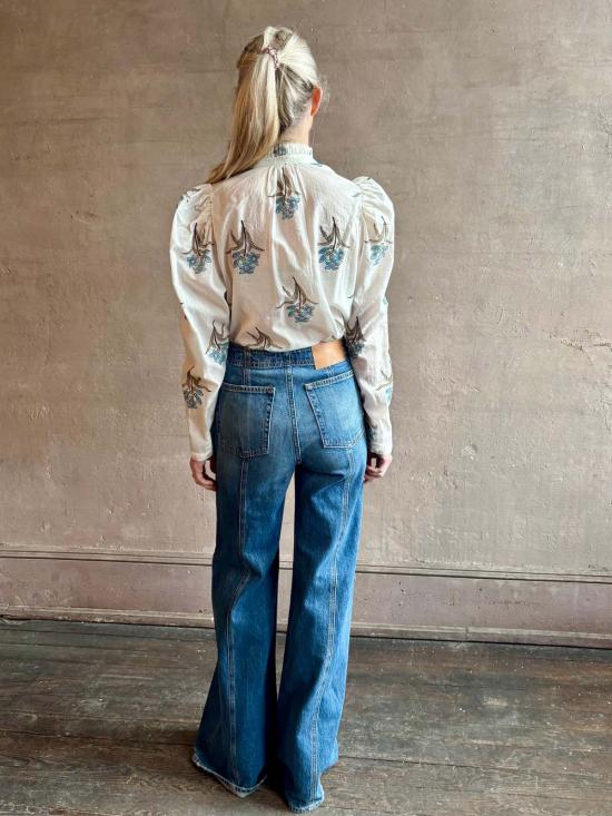  알릭스 오브 보헤미아 블라우스 아르테미스 스카이 미스트 플라워 셔츠 - ALIX OF BOHEMIA