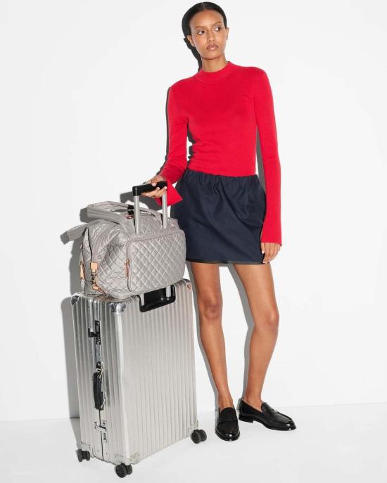  mz wallace 캐리어 Mz Wallace 대형 Sutton 여행 가방 세이블 펄 메탈릭 - OTHER BRANDS