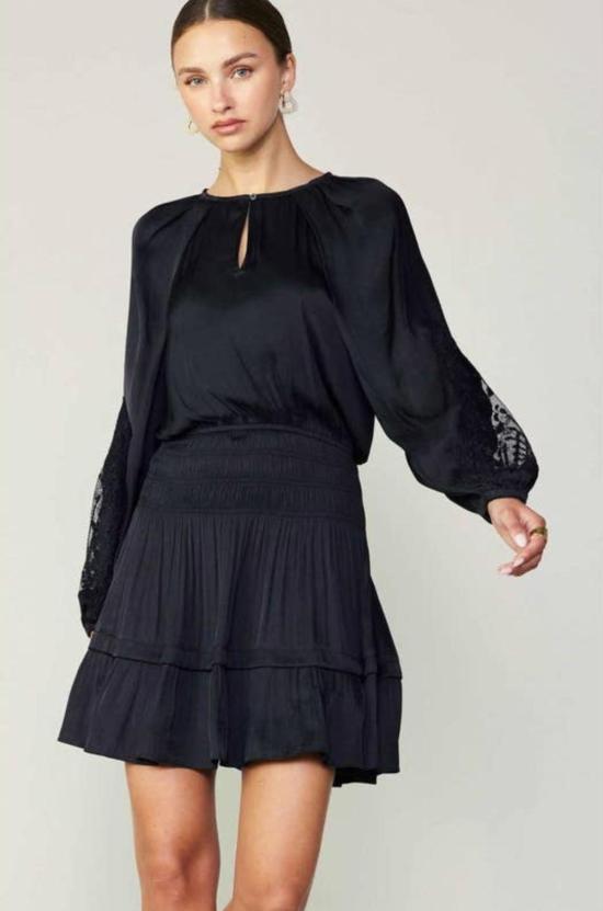  Current Air 숏 원피스 커런트 에어 레이스 슬리브 미니 드레스 블랙