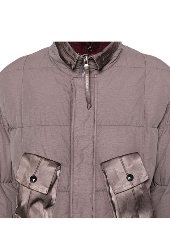 24FW 씨피 컴퍼니 숏패딩 17CMOW204A005991G Viola Purple - C.P. COMPANY