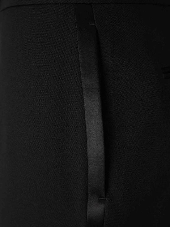 26SS 톰포드 숏팬츠 PAW675 FAX1667 NAABLACK Black - TOMFORD