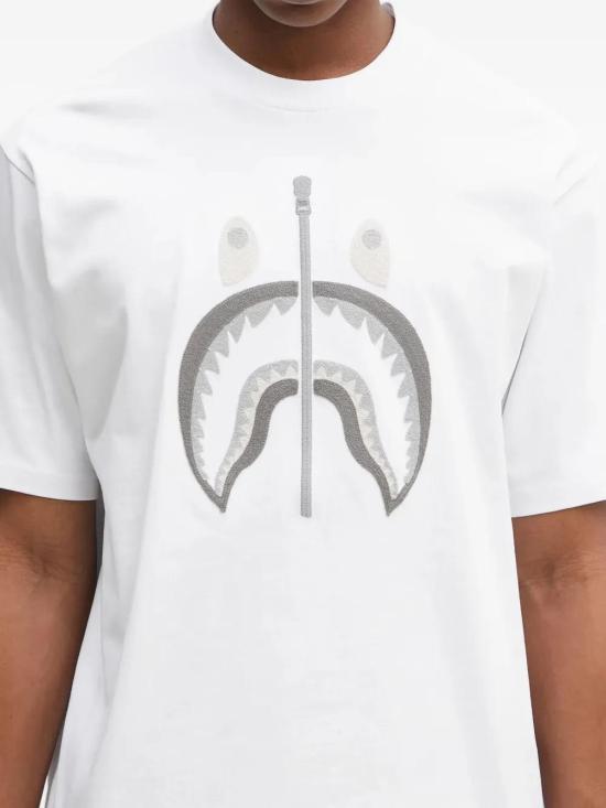  베이프 체인 스티치 샤크 릴렉스드 핏 티셔츠 001CSL301343M WHT WHITE DOM