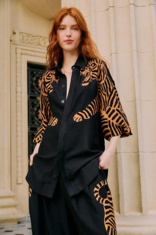  팜 리오 블라우스 블랙 타이거 긴팔 셔츠 블랙 - FARM RIO