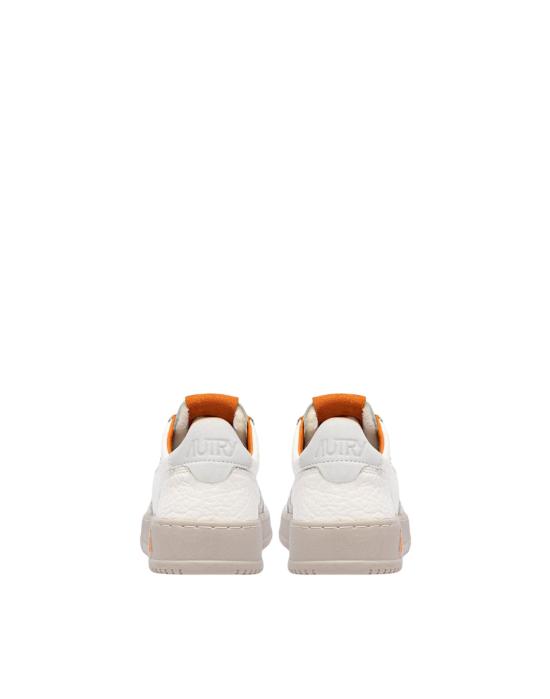 26SS 오트리 메달리스트 로우 스니커즈 AULM NE13 - AUTRY