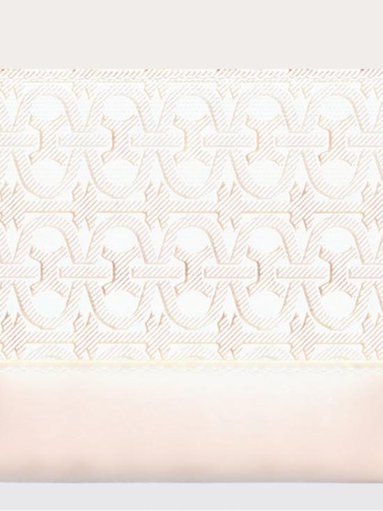 25SS 코치넬리 지갑 E2SXA113201 537 White - COCCINELLE