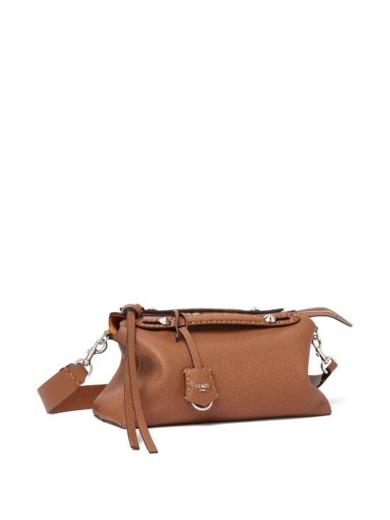 26SS 펜디 바이 더 웨이 소프트 미디움 백 8BL155AVTDF1UR8 Saddle Brown - FENDI