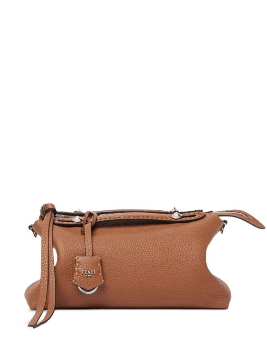 26SS 펜디 바이 더 웨이 소프트 미디움 백 8BL155AVTDF1UR8 Saddle Brown