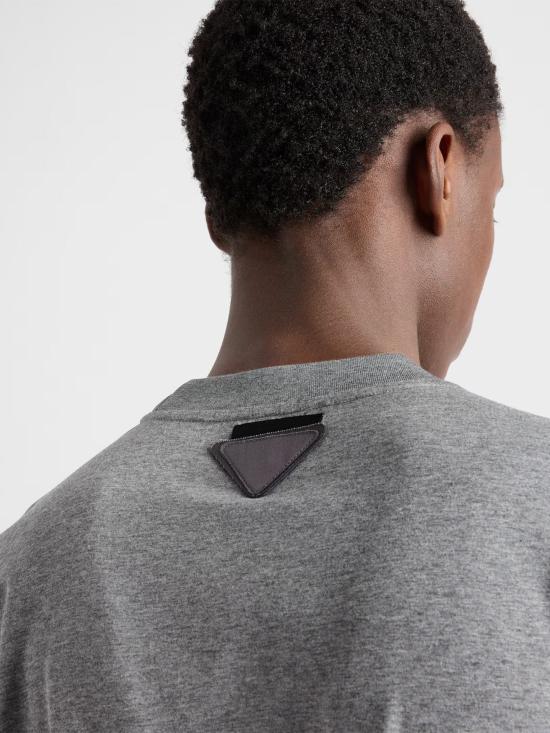 25FW 프라다 반팔 티셔츠 UJN92111CD F0480 GREY - PRADA