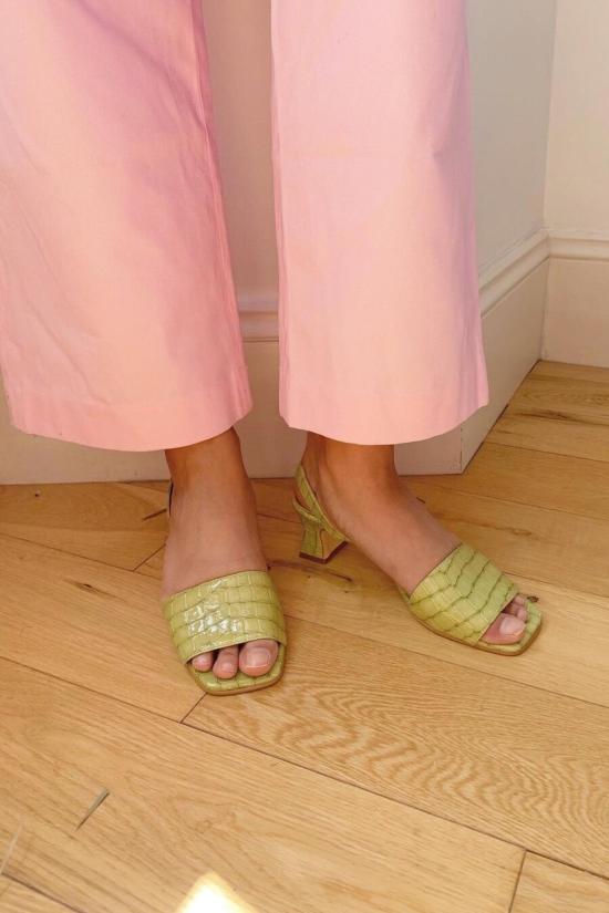  어바웃 아리안느 샌들 Arianne Joan Sandals Plant 소개 - ABOUT ARIANNE