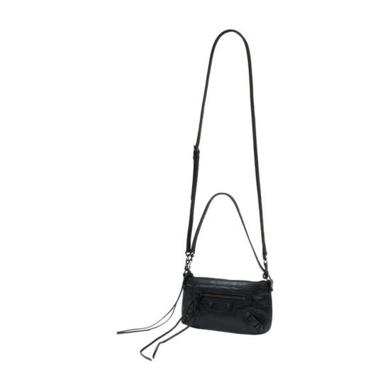 25FW 발렌시아가 르 시티 파우치 온 스트랩 828058 2ABEK 1000 black - BALENCIAGA