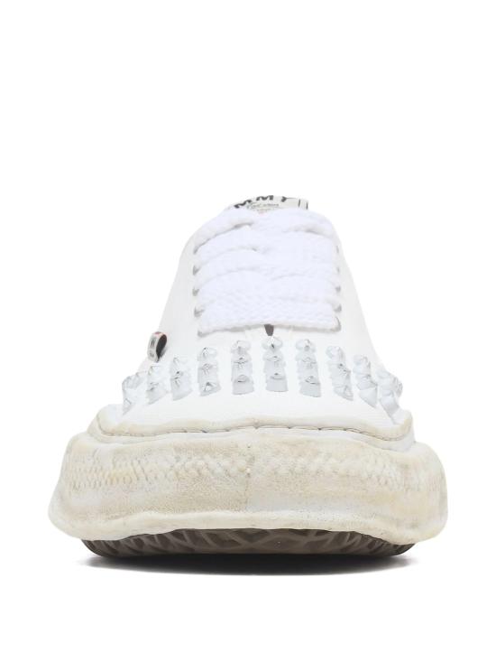25FW 메종 미하라 야스히로 베이커 OG 솔 스터드 캔버스 로우탑 스니커즈 A15FW733 WHITE - MAISON MIHARA YASUHIRO