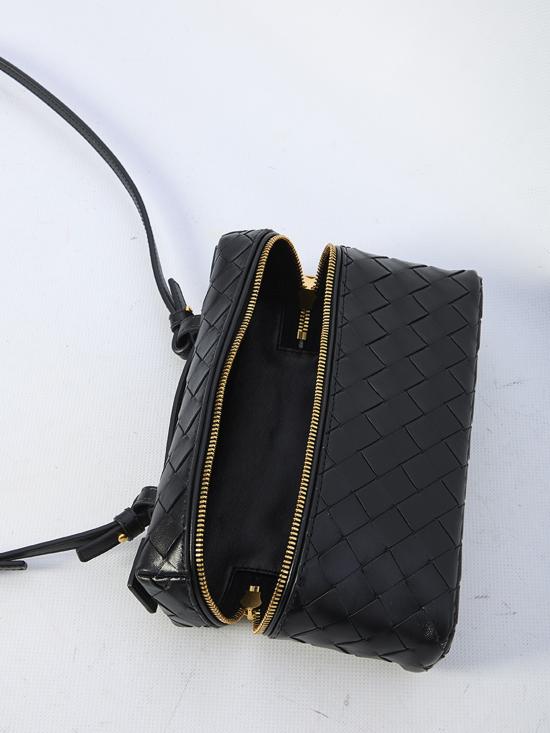 26SS 보테가베네타 크로스백 789109 BLACK - BOTTEGA VENETA