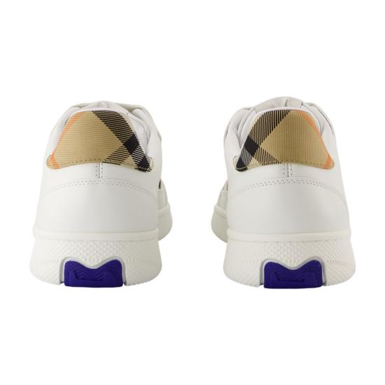  버버리 레더 체크 테라스 스니커즈 8108654 A1464 WHITE - BURBERRY