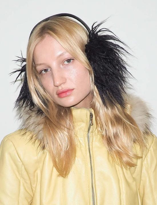  클라이드 헤어 액세서리 인조 야크 귀마개 - CLYDE