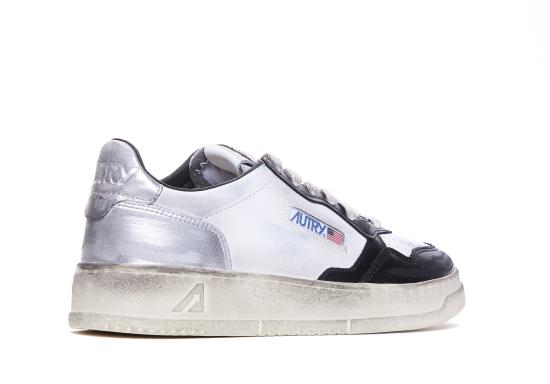 26SS 오트리 메탈 탭 슈퍼 빈티지 메달리스트 AVLM SV11 White - AUTRY