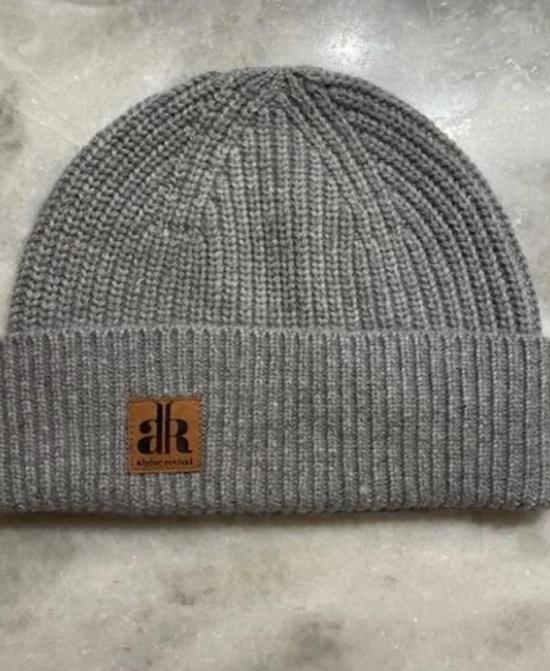  Alpine Revival 비니 알파인 리바이벌 럭스 캐시미어 비니 그레이버드