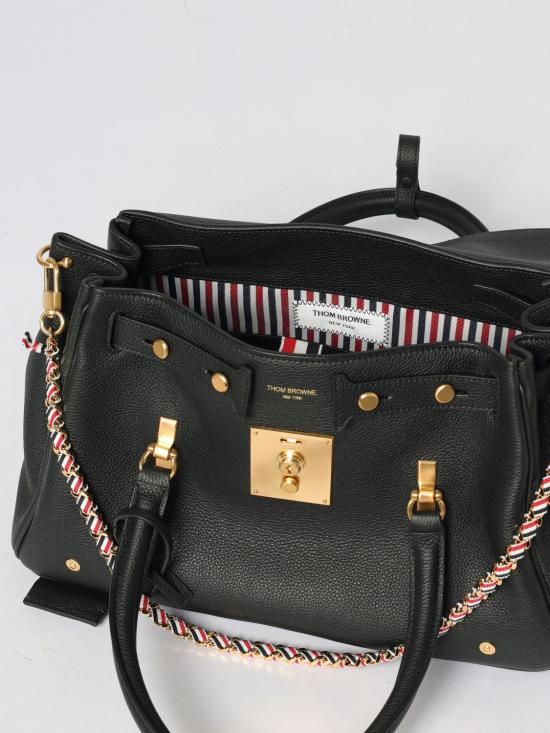 26SS 톰브라운 소프트 페블 그레인 볼튼 백 FAP483AL0105 001 Black - THOM BROWNE