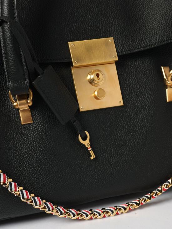 26SS 톰브라운 소프트 페블 그레인 볼튼 백 FAP483AL0105 001 Black - THOM BROWNE