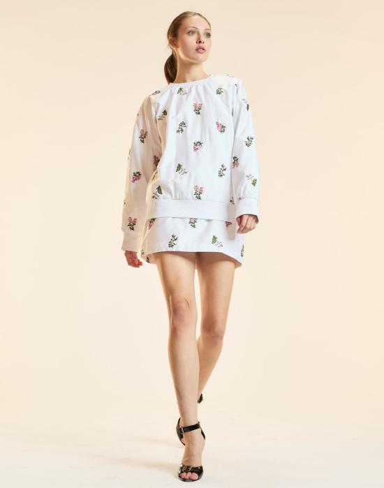  신시아 로리 숏 스커트 신시아 로울리 부케 자수 미니 스커트 화이트 - CYNTHIA ROWLEY