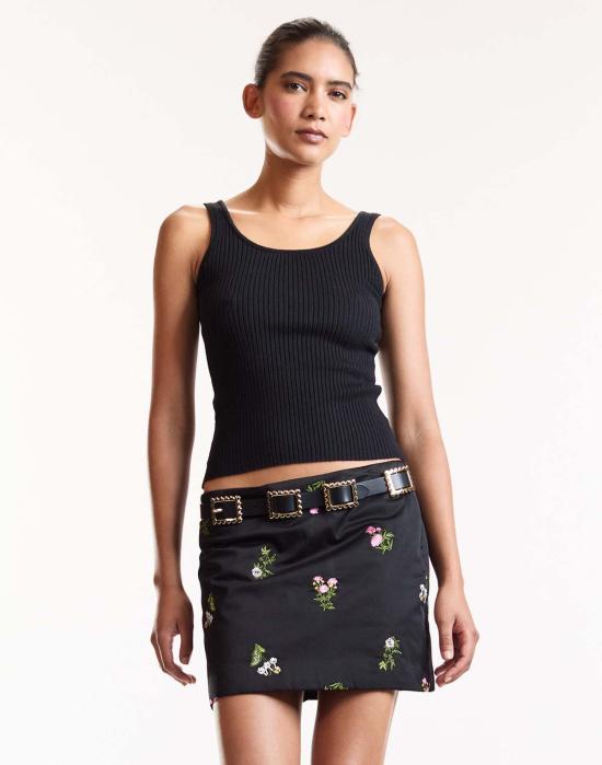  신시아 로리 숏 스커트 신시아 로울리 부케 자수 미니 스커트 블랙 - CYNTHIA ROWLEY