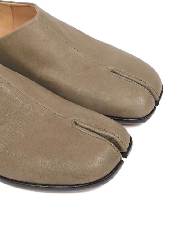 26SS 마르지엘라 슬립온 타비 슈 S57WR0051PR058 T2149 - MAISON MARGIELA