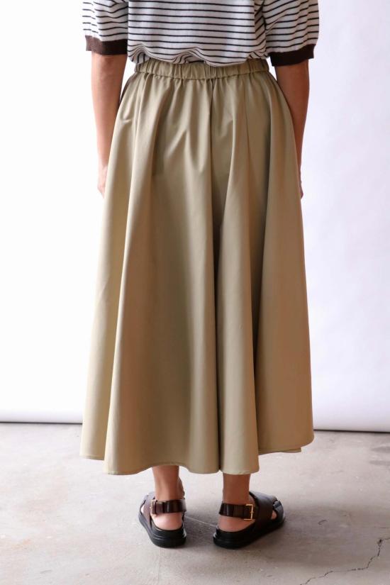  코데라 미디 스커트 Cordera 테크니컬 스커트 카멜 - CORDERA