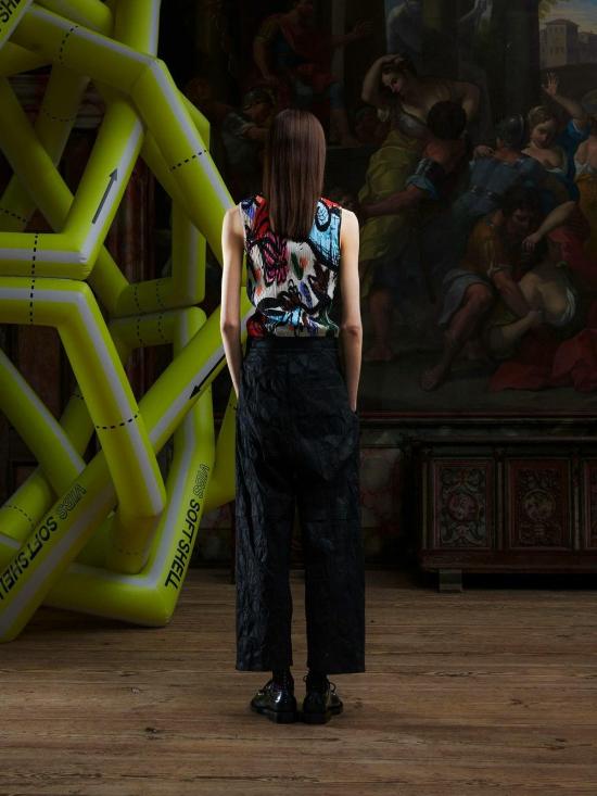  헨릭 빕스코브 민소매 티셔츠 Henrik Vibskov 민소매 플리세 탑 - HENRIK VIBSKOV