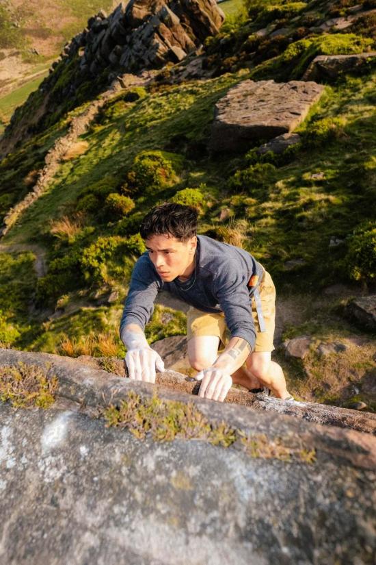  에브리데이 마운티니어링 긴팔 티셔츠 일상용 등산 크래기 롱슬리브 상의 - EVERYDAY MOUNTAINEERING