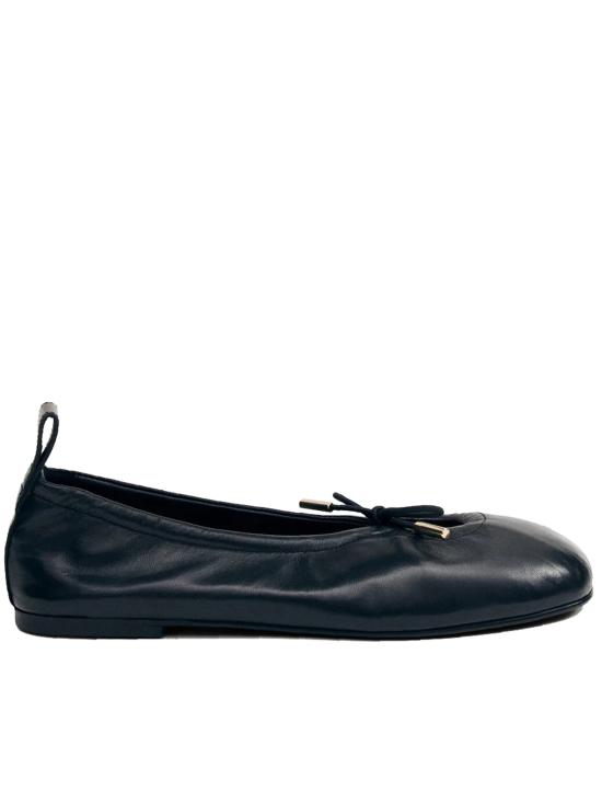 26SS 알로하스 플랫 슈즈 S10030304 BLACK