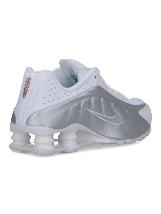 25FW 나이키 샥스 R4 AR3565101 White - NIKE