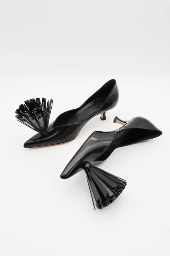  어웨이크 모드 힐/펌프스 A.W.A.K.E. 모드 리아 힐스 - A.W.A.K.E. MODE