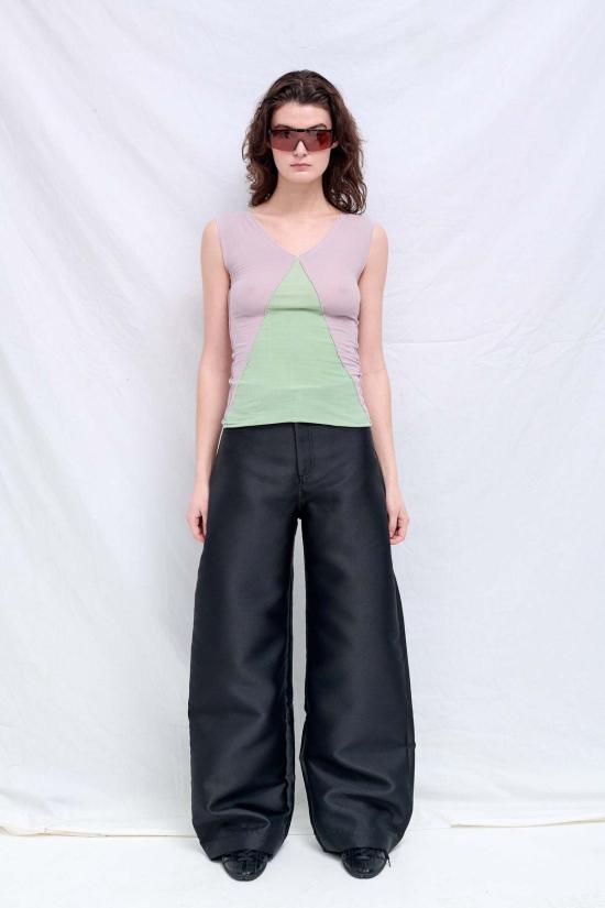  베이스레인지 민소매 티셔츠 버브 피 탱크탑 - BASERANGE