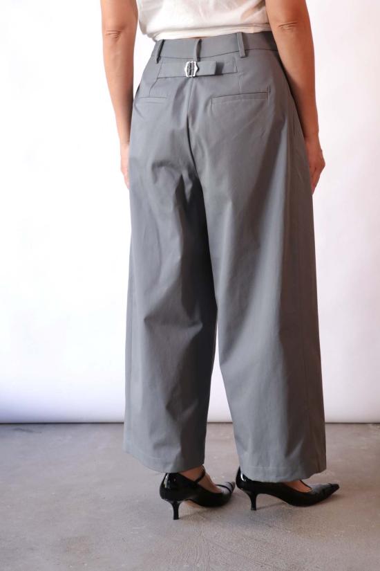  티비 크롭 팬츠 바이오 트윌 트리플 플리츠  그레이 - TIBI