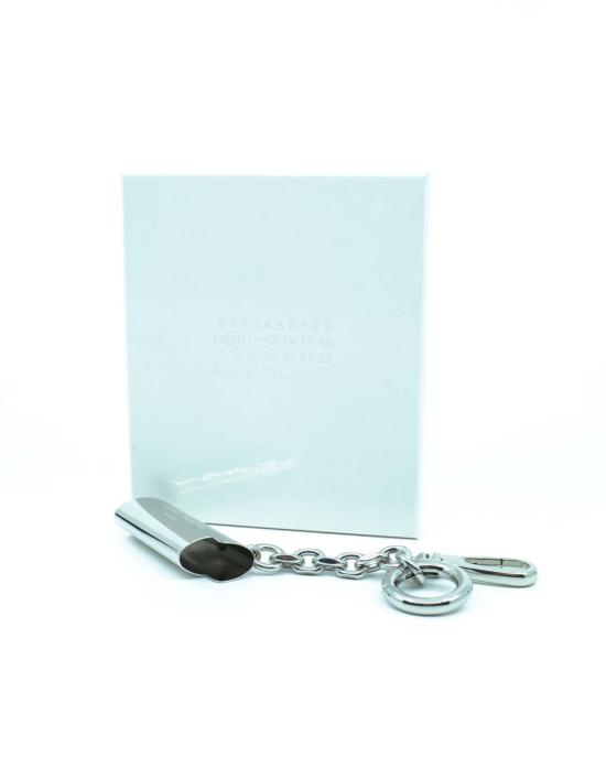  마르지엘라 네크리스 메종  메탈 스몰 라이터 케이스 참 - MAISON MARGIELA