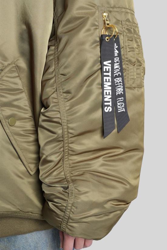 25FW 베트멍 봄버 자켓 430910 UH76BO450GO1307 GREEN - VETEMENTS