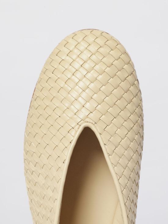 26SS 보테가베네타 로사 발레리나 플랫 슈즈 837887V4VE0 9707 Beige - BOTTEGA VENETA