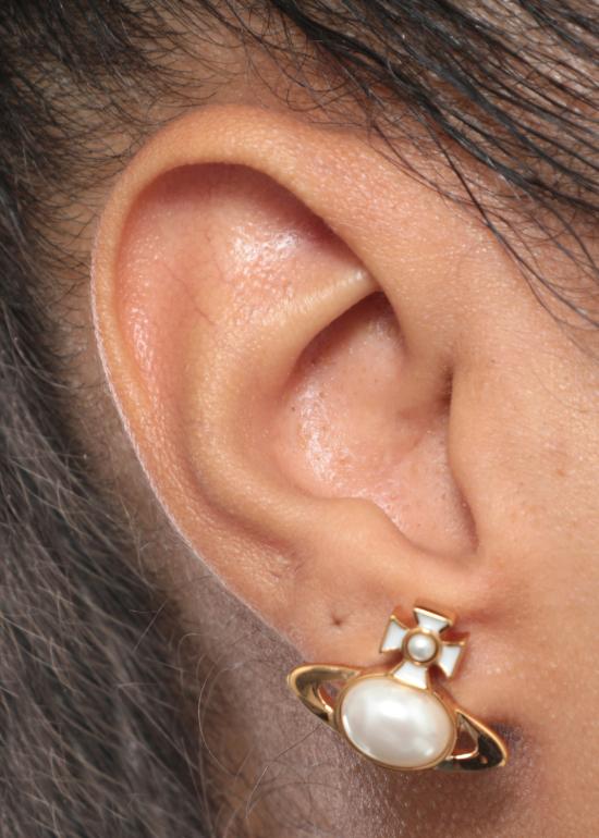 25FW 비비안웨스트우드 이어링 6201037I 02R963R963 Golden - VIVIENNE WESTWOOD