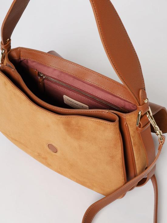 26SS 코치넬리 숄더백 E1U7H120101 W11 Brown - COCCINELLE