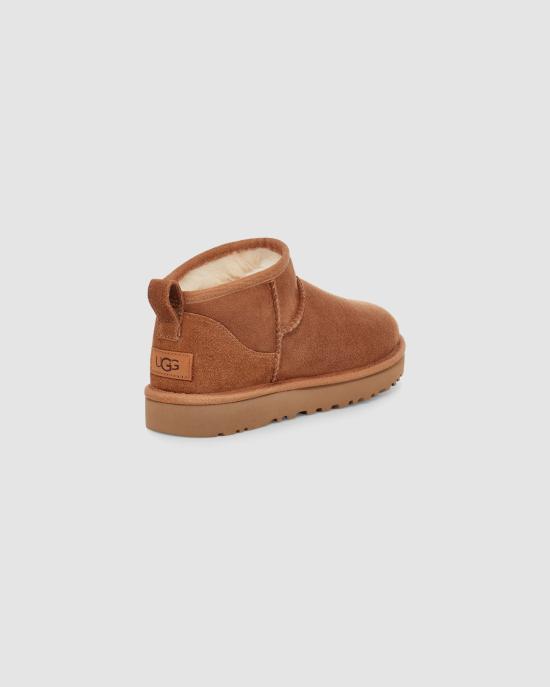  어그 울트라 미니 부츠 1116109 CHE DOM - UGG