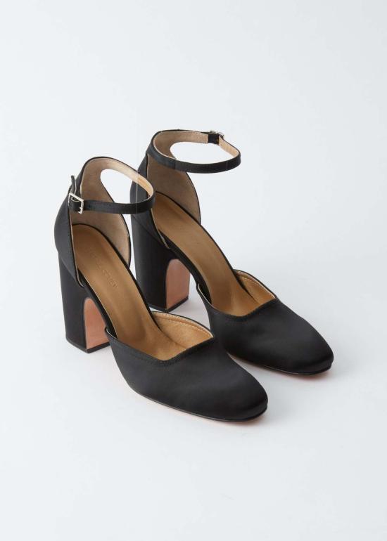  레이첼 코미 힐/펌프스 발리 힐