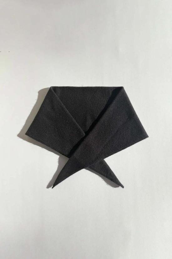  르 본 숍 머플러/스카프 Le Bon Shoppe 캐시미어 반다나 스카프 블랙