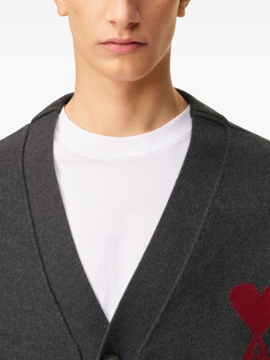 26SS 아미 하트 로고 인타르시아 V넥 가디건 UKC367018 084 Grey - AMI