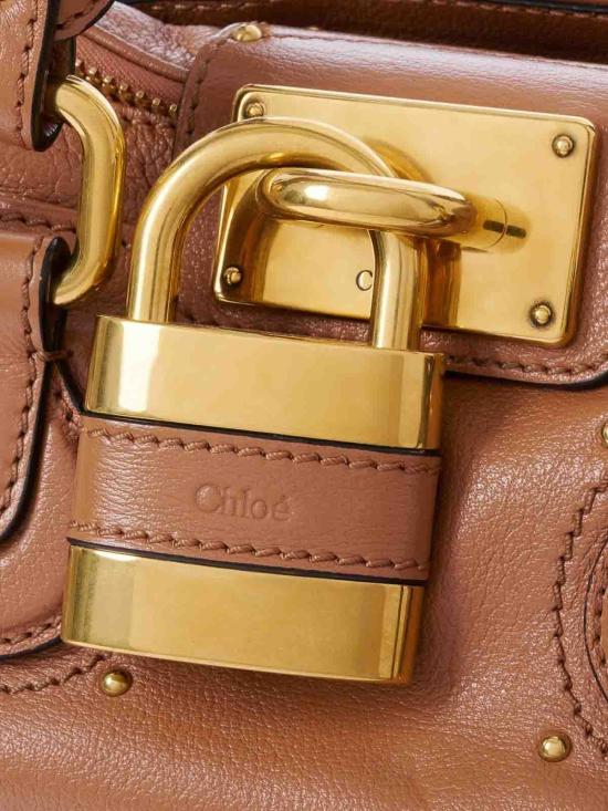 26SS 끌로에 스몰 그레인드 레더 패딩턴 백 CH26SS805P75209 Brown - CHLOE