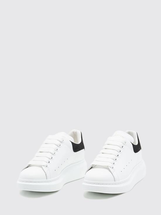 26SS 알렉산더 맥퀸 오버사이즈드 스니커즈 553770WIAIH 9061 White 1 - ALEXANDER MCQUEEN